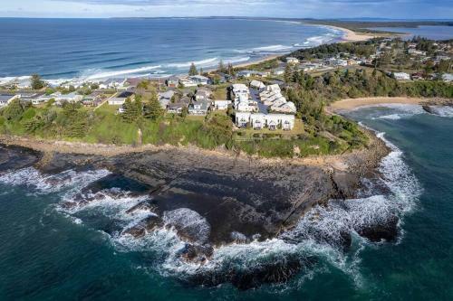 Mermaid's Hideout - Stunning 4 Bedroom Home
