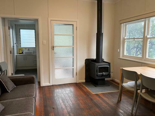 Lodge Currawong Beach Cottages