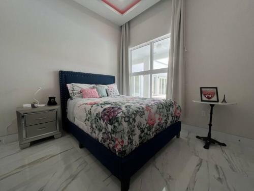Villa ??? The White House In Miami ??? 1.15acre 4600 Sqft