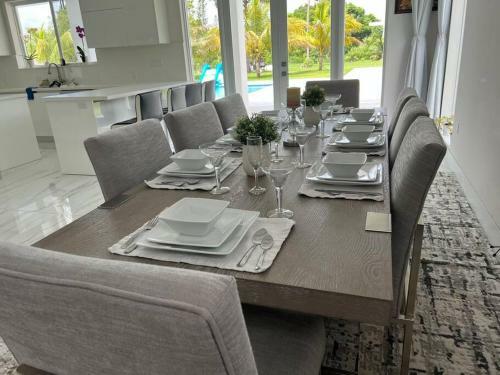Villa ??? The White House In Miami ??? 1.15acre 4600 Sqft