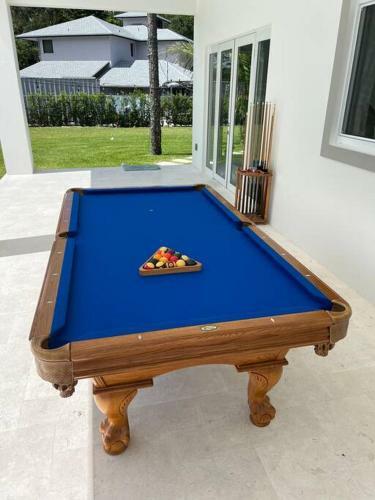 Villa ??? The White House In Miami ??? 1.15acre 4600 Sqft