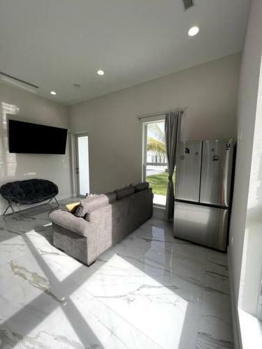 Villa ??? The White House In Miami ??? 1.15acre 4600 Sqft