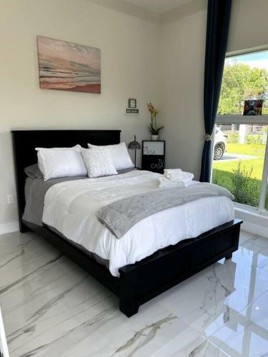 Villa ??? The White House In Miami ??? 1.15acre 4600 Sqft