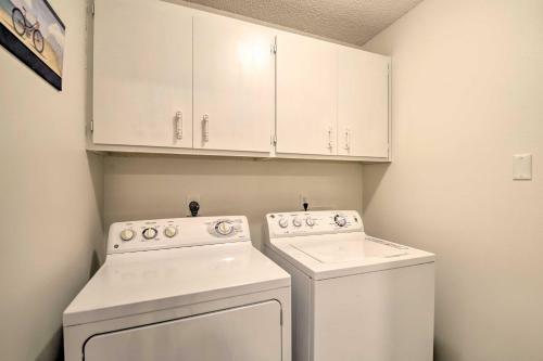 Satellite Beach Townhome Less Than 2 Mi To Beach!