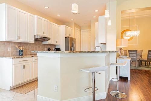 Aviano Dr With Lake View