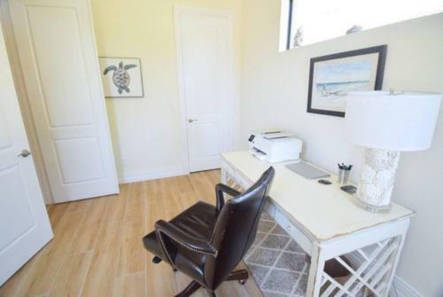 Naples Park Luxury