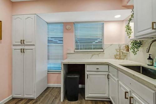 Villa Flamingo House