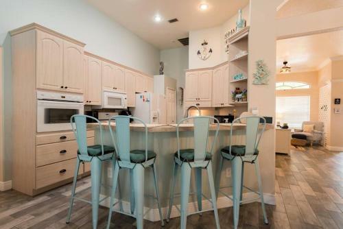 Spacious Home W/ Heated Pool, Game & Bunk Room!