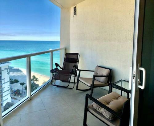 Apartamento Gorgeous Oceanfront Sunny Isles Beach Condo