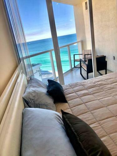 Apartamento Gorgeous Oceanfront Sunny Isles Beach Condo