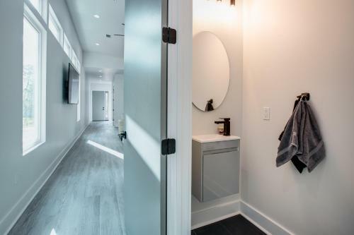 Brand New Luxurious Home