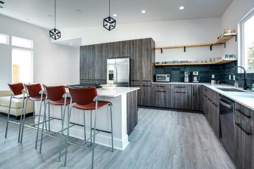 Brand New Luxurious Home