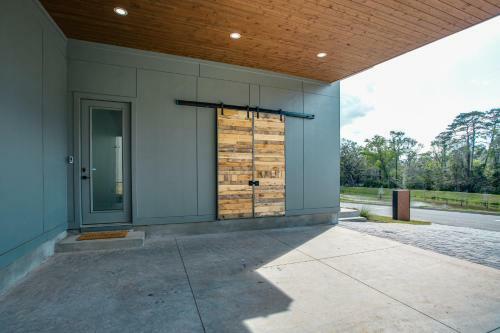 Brand New Luxurious Home