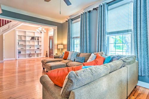 Elegant And Bright Tampa Home 1 Mi To Downtown