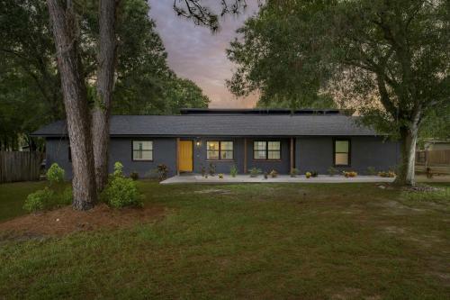 All-encompassing Retreat With Pool And Game Room!