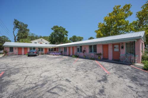 The Florida Motel