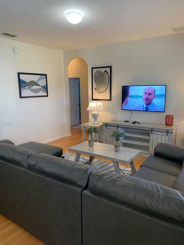Disney World Vacation.. Luxury 6 Br/4 Ba 5 Star Villa