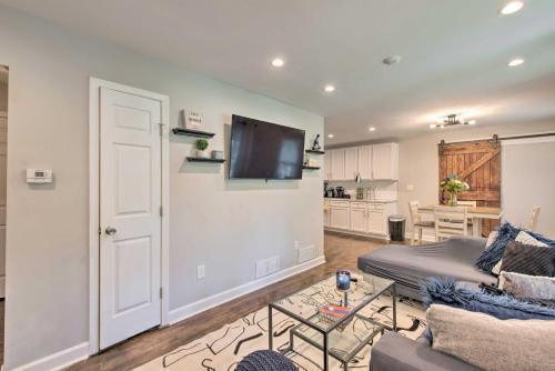 Renovated Atlanta Home About 5 Mi To Downtown!