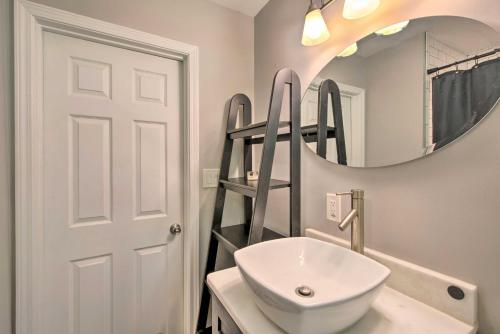 Renovated Atlanta Home About 5 Mi To Downtown!