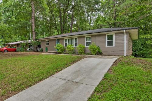 Renovated Atlanta Home About 5 Mi To Downtown!