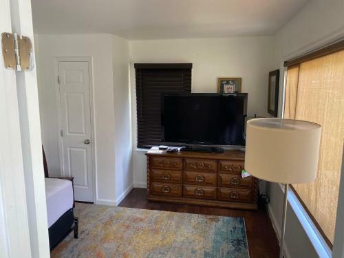 The Greenroof Ranch Room1 Free Parking