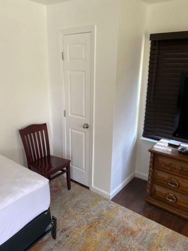 The Greenroof Ranch Room1 Free Parking