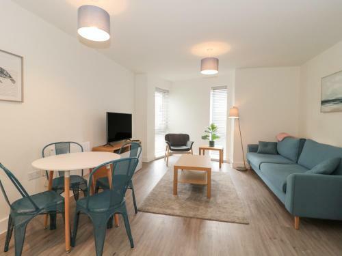 Apartment 8