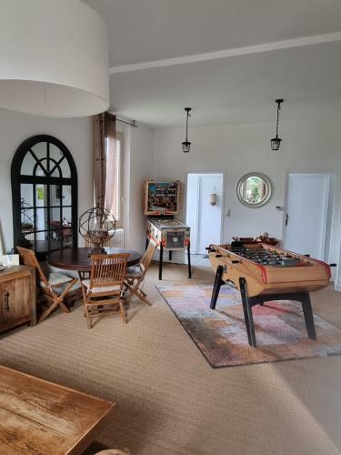 Hostal 2 Chambres Ind�pendantes Dans Maison De Maitre