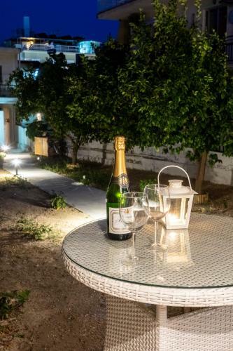 V&m Traditional Luxury Villa