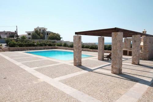On The Water Villa & Pool
