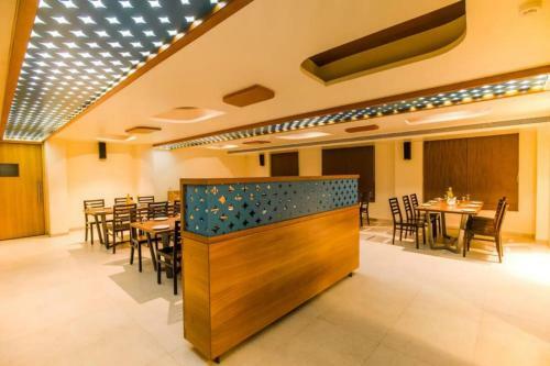 Hotel Sky Inn