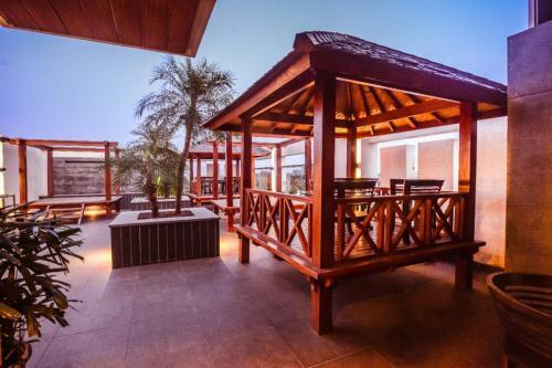 Hotel Sky Inn