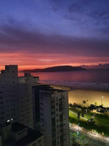 Apartamento Encantador Em Frente Ao Mar