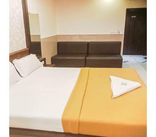 Hotel Gurukripa Nx Lodging By Wb Inn