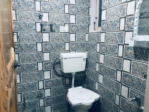 Hotel Pall Residency