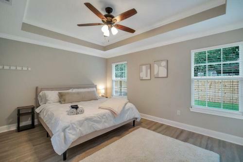 Beautiful New Construction Only 4 Min To Downtown!