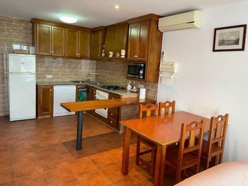 Apartamento Fornells, Menorca - Paseo Mar�timo