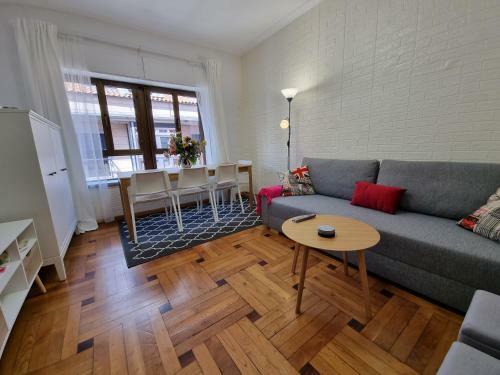 Apartamento 152a 3 Dormitorios En Pleno Centro De Gij�n
