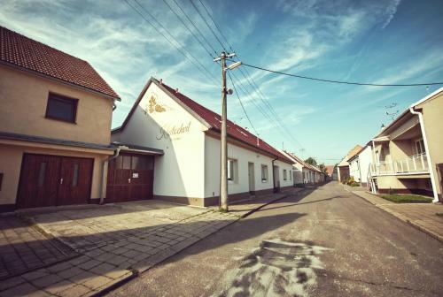 Hostal Penzion Kratochv�l
