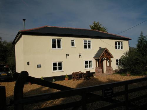 Bed & Breakfast Phoenix House