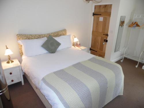 Bed & Breakfast Phoenix House
