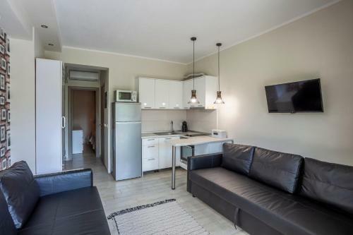 Apartments Enastron 4.3