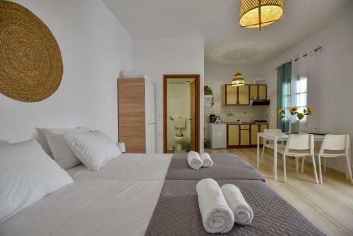 Eva Studios & Apartments