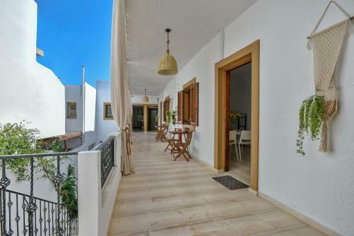 Eva Studios & Apartments