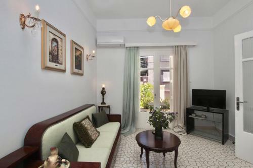 Nina Apartment