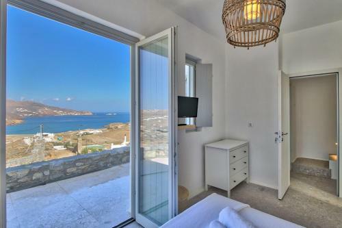 The Mykonist Ftelia Villas