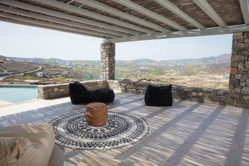 The Mykonist Ftelia Villas