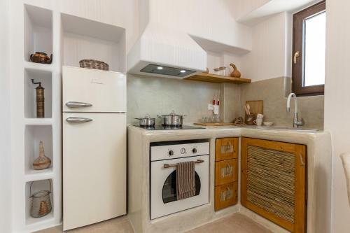 White Luxurious Apartments II