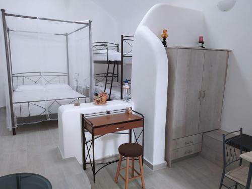 Apartamento Mentoras' Complex