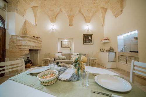 B&B Antichemura